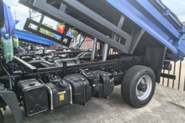 勇士M1&nbsp;自卸车底盘                                                图片