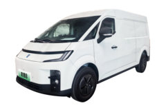 熊猫宏图8 电动封闭厢货