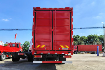 ŷ������ 4.5L���� 240���� 4X2 ��ʿ��8�� 9.8����ʽ�ػ���ͼƬ