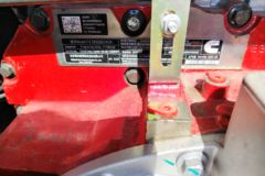 欧曼银河 4.5L柴油 240马力 4X2 法士特8档 9.8米厢式载货车