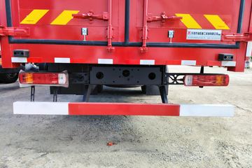 ŷ������ 4.5L���� 240���� 4X2 ��ʿ��8�� 9.8����ʽ�ػ���ͼƬ