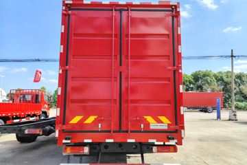 ŷ������ 4.5L���� 240���� 4X2 ��ʿ��8�� 9.8����ʽ�ػ���ͼƬ