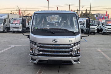 上汽跃进 福星S100Q 2L CNG 122马力 蒙沃5档 3.17米双排厢式轻卡