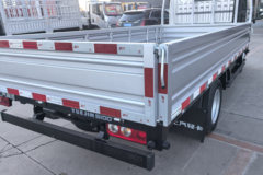 跃进 福星 福星S100 2L 122马力 CNG 4.05米单排栏板小卡