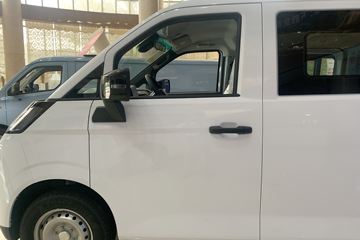 Զ�� ȫ������V7E���ܰ� 2025�� �Ǹ��� 7�� ���綯��� ����51.4kWhͼƬ