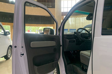 Զ�� ȫ������V7E���ܰ� 2025�� �Ǹ��� 7�� ���綯��� ����51.4kWhͼƬ