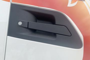 �������KR PLUS 2025�� 7L���� 330���� 4X2 ��ʿ��10�� 9.6����ʽ�ػ���ͼƬ