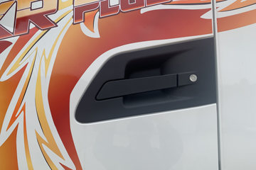 �������KR PLUS 2025�� 7L���� 330���� 4X2 ��ʿ��10�� 9.6����ʽ�ػ���ͼƬ