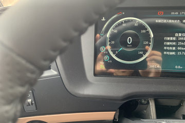 �������KR PLUS 2025�� 7L���� 330���� 4X2 ��ʿ��10�� 9.6����ʽ�ػ���ͼƬ