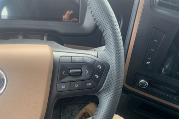 �������KR PLUS 2025�� 7L���� 330���� 4X2 ��ʿ��10�� 9.6����ʽ�ػ���ͼƬ