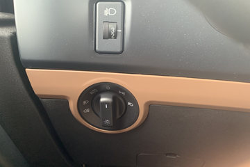 �������KR PLUS 2025�� 7L���� 330���� 4X2 ��ʿ��10�� 9.6����ʽ�ػ���ͼƬ