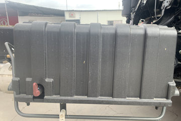 �������KR PLUS 2025�� 7L���� 330���� 4X2 ��ʿ��10�� 9.6����ʽ�ػ���ͼƬ