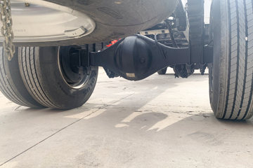 �������KR PLUS 2025�� 7L���� 330���� 4X2 ��ʿ��10�� 9.6����ʽ�ػ���ͼƬ