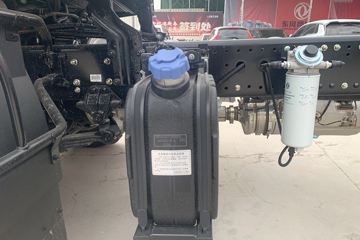 �������KR PLUS 2025�� 7L���� 330���� 4X2 ��ʿ��10�� 9.6����ʽ�ػ���ͼƬ