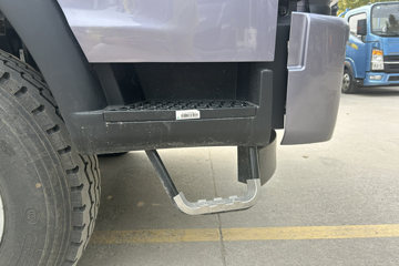 ����HOWOͳ˧ 2.5L���� 185���� �й�����12�� 4.15�׵��Ų�դʽ�ῨͼƬ