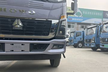 ����HOWOͳ˧ 2.5L���� 185���� �й�����12�� 4.15�׵��Ų�դʽ�ῨͼƬ