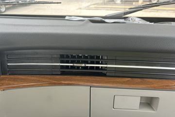 ����HOWOͳ˧ 2.5L���� 185���� �й�����12�� 4.15�׵��Ų�դʽ�ῨͼƬ