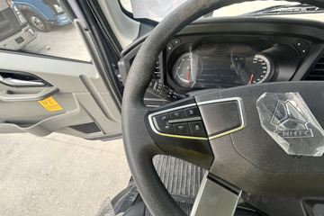 ����HOWOͳ˧ 2.5L���� 185���� �й�����12�� 4.15�׵��Ų�դʽ�ῨͼƬ