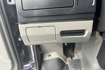 ����HOWOͳ˧ 2.5L���� 185���� �й�����12�� 4.15�׵��Ų�դʽ�ῨͼƬ