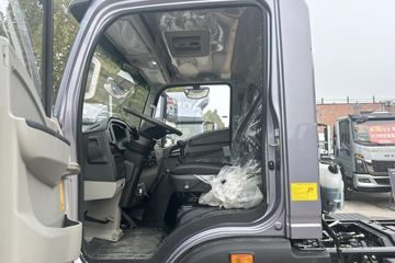 ����HOWOͳ˧ 2.5L���� 185���� �й�����12�� 4.15�׵��Ų�դʽ�ῨͼƬ