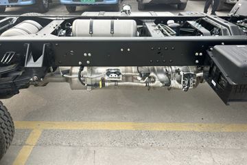 ����HOWOͳ˧ 2.5L���� 185���� �й�����12�� 4.15�׵��Ų�դʽ�ῨͼƬ
