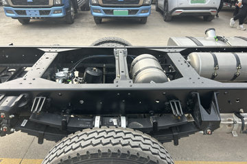 ����HOWOͳ˧ 2.5L���� 185���� �й�����12�� 4.15�׵��Ų�դʽ�ῨͼƬ