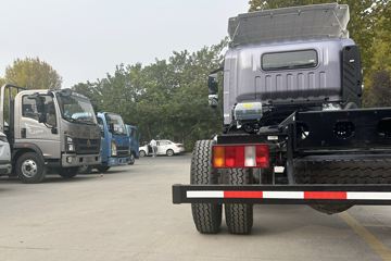 ����HOWOͳ˧ 2.5L���� 185���� �й�����12�� 4.15�׵��Ų�դʽ�ῨͼƬ