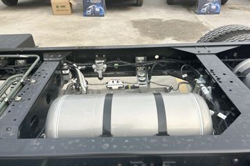 ����HOWOͳ˧ 2.5L���� 185���� �й�����12�� 4.15�׵��Ų�դʽ�ῨͼƬ