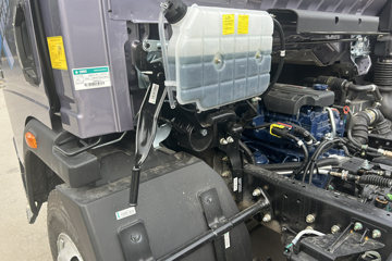 ����HOWOͳ˧ 2.5L���� 185���� �й�����12�� 4.15�׵��Ų�դʽ�ῨͼƬ