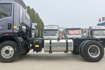 ����HOWOͳ˧ 2.5L���� 185���� �й�����12�� 4.15�׵��Ų�դʽ�ῨͼƬ