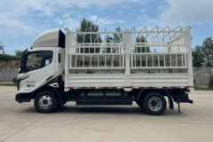 飞碟MW7 2.7L CNG 190马力 绍齿8档 气刹 4.15米单排仓栅式轻卡