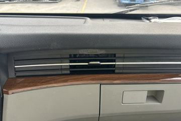 ����HOWOͳ˧ 2.5L���� 180���� �й�����12�� 4.15�׵�����ʽ�ῨͼƬ