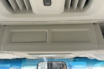 ����HOWOͳ˧ 2.5L���� 180���� �й�����12�� 4.15�׵�����ʽ�ῨͼƬ