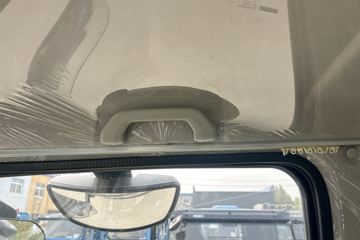 ����HOWOͳ˧ 2.5L���� 180���� �й�����12�� 4.15�׵�����ʽ�ῨͼƬ