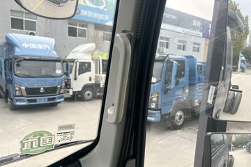 ����HOWOͳ˧ 2.5L���� 180���� �й�����12�� 4.15�׵�����ʽ�ῨͼƬ