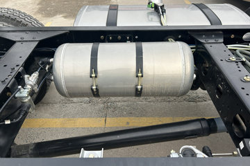 ����HOWOͳ˧ 2.5L���� 180���� �й�����12�� 4.15�׵�����ʽ�ῨͼƬ