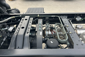 ����HOWOͳ˧ 2.5L���� 180���� �й�����12�� 4.15�׵�����ʽ�ῨͼƬ