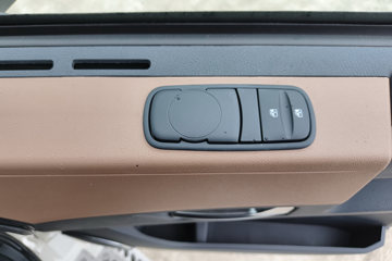 ���������콢KX ���߰� 14.5L LNG 630���� 6X4 ����12�� AMT�Զ��� ǣ����ͼƬ