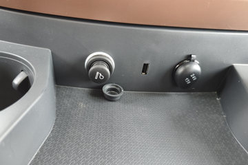 ���������콢KX ���߰� 14.5L LNG 630���� 6X4 ����12�� AMT�Զ��� ǣ����ͼƬ