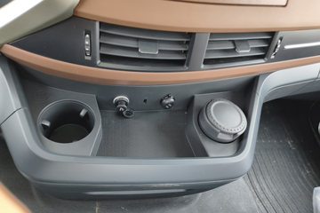 ���������콢KX ���߰� 14.5L LNG 630���� 6X4 ����12�� AMT�Զ��� ǣ����ͼƬ