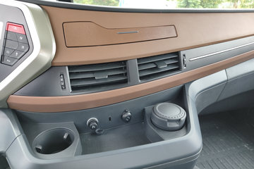 ���������콢KX ���߰� 14.5L LNG 630���� 6X4 ����12�� AMT�Զ��� ǣ����ͼƬ