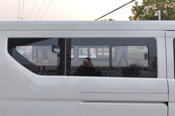 ������Խ��V7EV 2025�� ������ 9�� ���綯��� ����ʱ��50.23kWhͼƬ