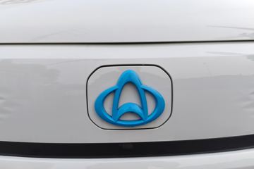 ������Խ��V7EV 2025�� ������ 9�� ���綯��� ����ʱ��50.23kWhͼƬ