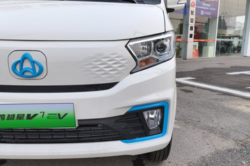 ������Խ��V7EV 2025�� ������ 9�� ���綯��� ����ʱ��50.23kWhͼƬ