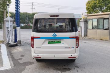 跨越星V7EV&nbsp;电动封闭厢货外观图片
