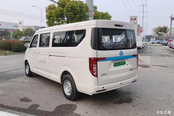 跨越星V7EV电动封闭厢货济宁市火热促销中 让利高达0.3万 跨越星V7EV电动封闭厢货济宁市火热促销中 让利高达0.3万