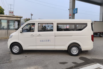 ������Խ��V7EV 2025�� ������ 9�� ���綯��� ����ʱ��50.23kWhͼƬ