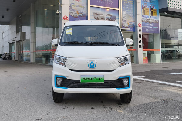 跨越星V7EV电动封闭厢货洛阳市火热促销中 让利高达0.3万