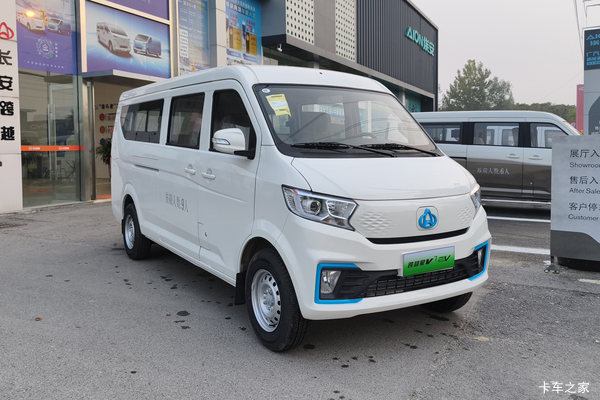 跨越星V7EV电动封闭厢货济宁市火热促销中 让利高达0.3万