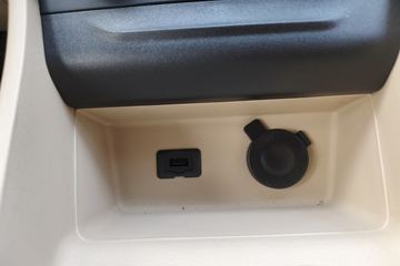 ������Խ��V7EV 2025�� ������ 9�� ���綯��� ����ʱ��50.23kWhͼƬ